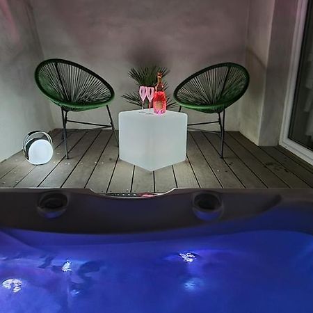 Ferienwohnung L'Acqua Dolce - La Rochelle - Ile De Re - Jacuzzi Exterior foto