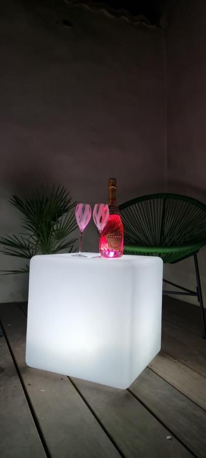 Ferienwohnung L'Acqua Dolce - La Rochelle - Ile De Re - Jacuzzi Exterior foto