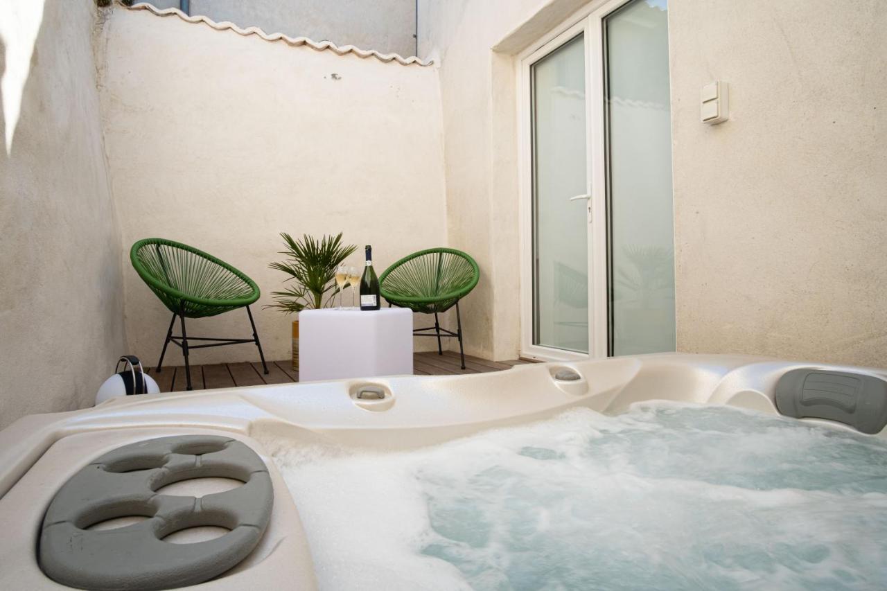 Ferienwohnung L'Acqua Dolce - La Rochelle - Ile De Re - Jacuzzi Exterior foto